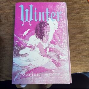 Winter by Marissa Meyer Book